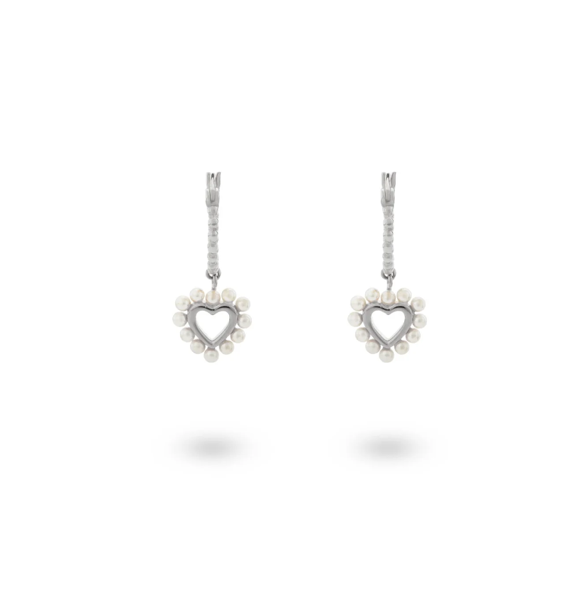 Earrings heart shaped with pearls